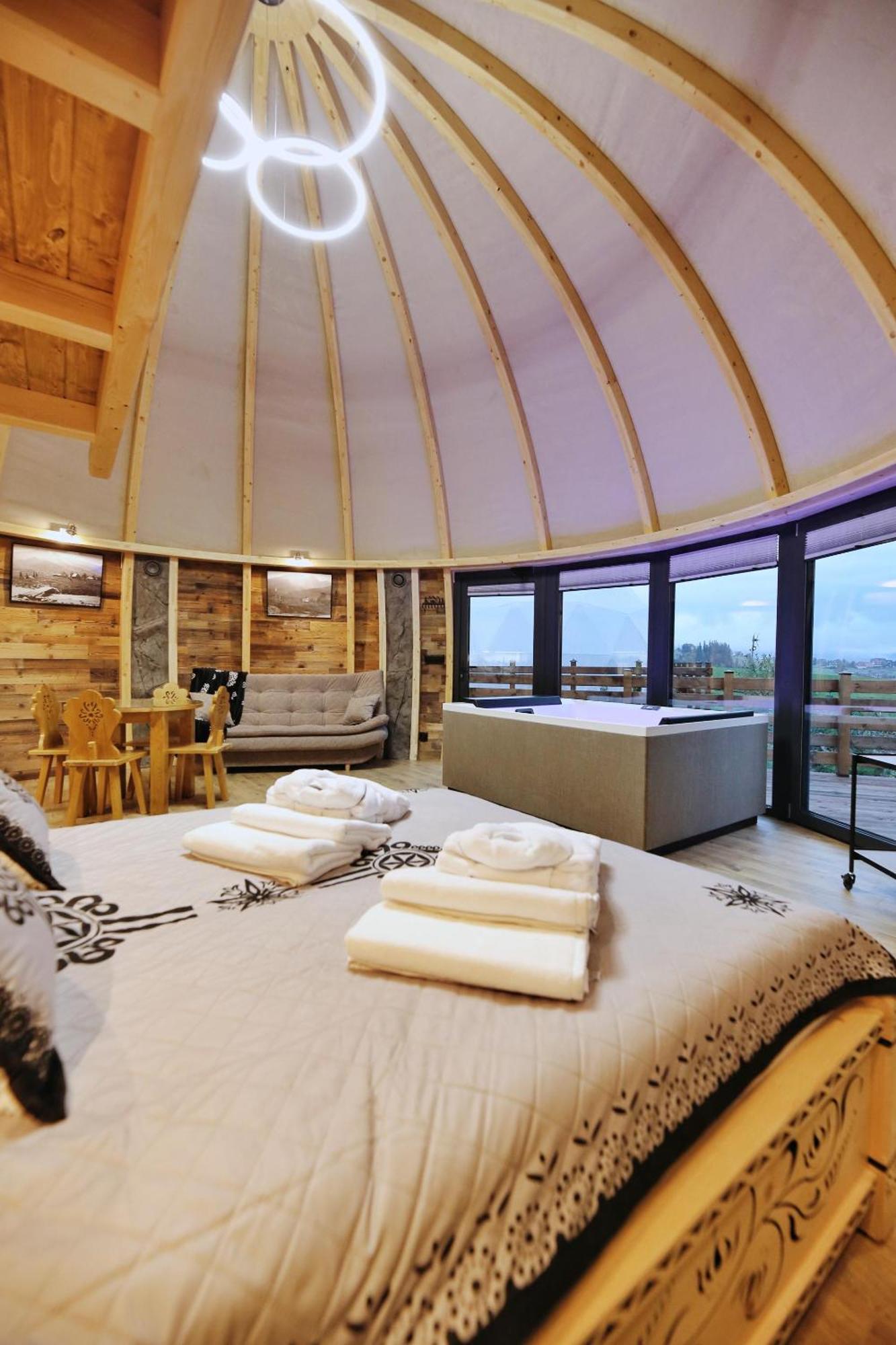Tatry Mountain Glamp Z Jacuzzi Hotel Zakopane Bagian luar foto